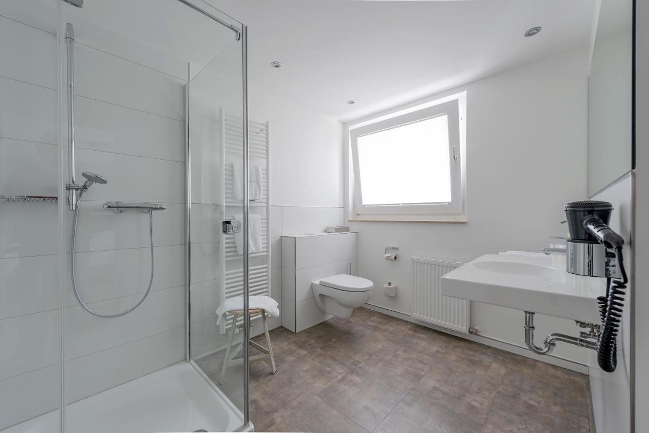 Hotel Domschenke Биллербек Экстерьер фото